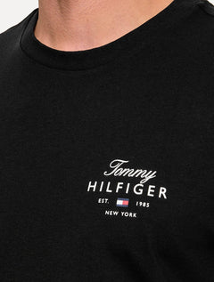Camiseta Tommy Hilfiger Masculina Brand Love Signature Logo Preta