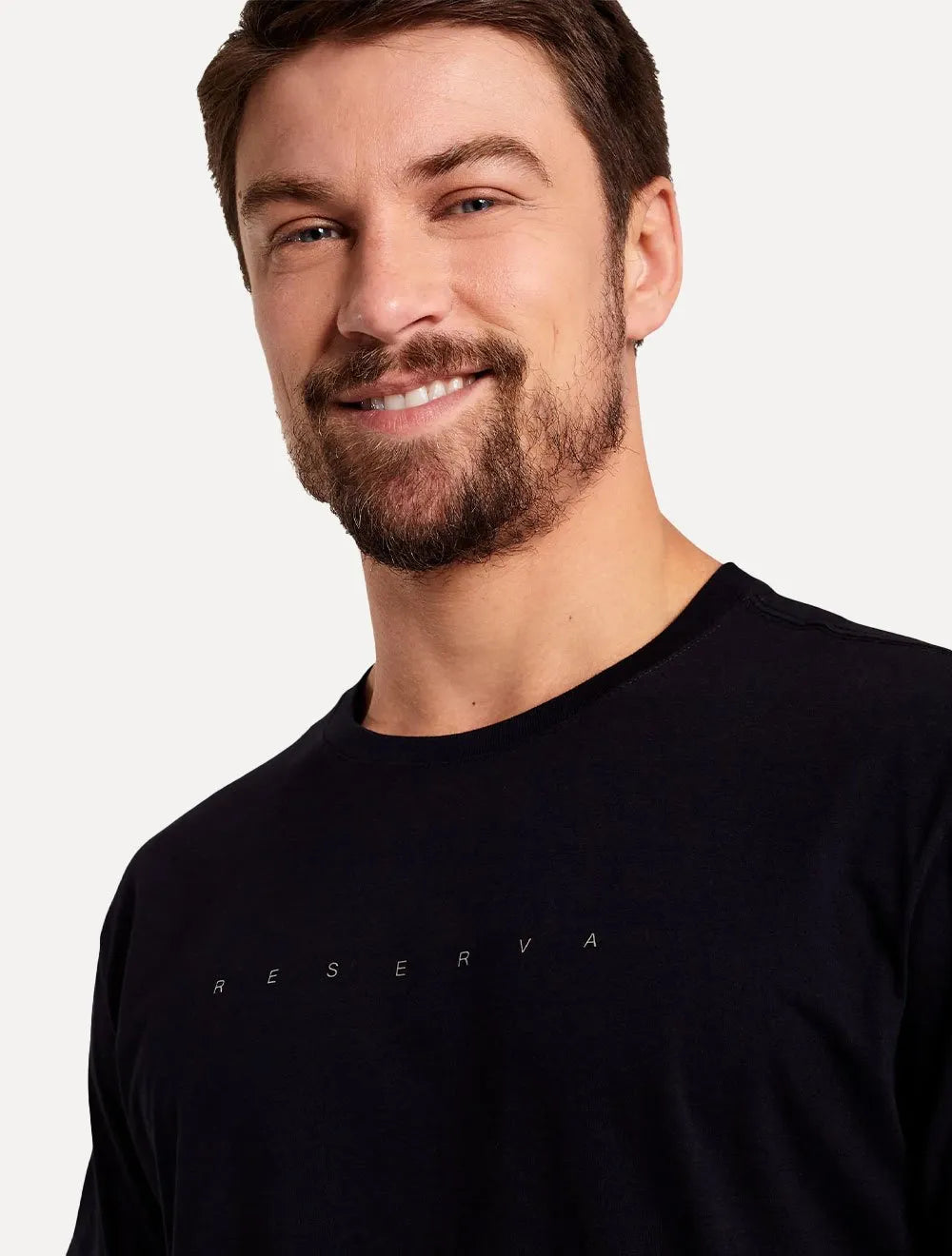 Camiseta Reserva Masculina Estampada Foil Preta
