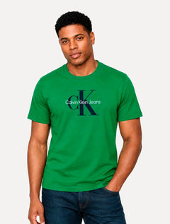 Camiseta Calvin Klein Jeans Masculina New Re Issue Frontal Logo Verde