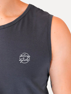 Regata King & Joe Masculina Logomania Circle Script Peito Chumbo