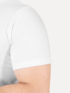 Camiseta Levis Masculina Standard Center Logo Worldwide Branca