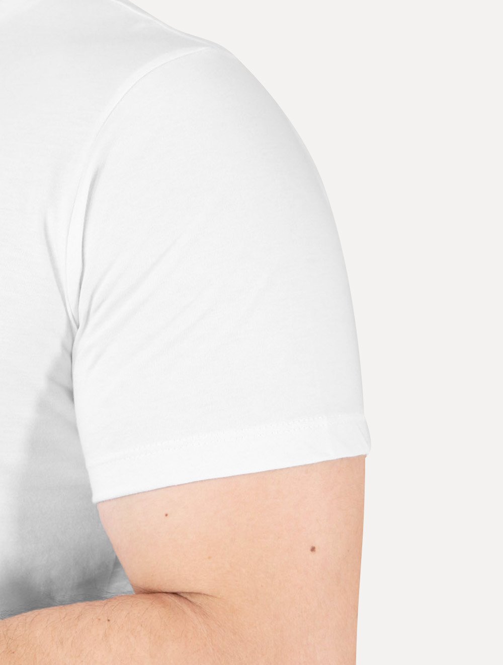 Camiseta Levis Masculina Standard Center Logo Worldwide Branca
