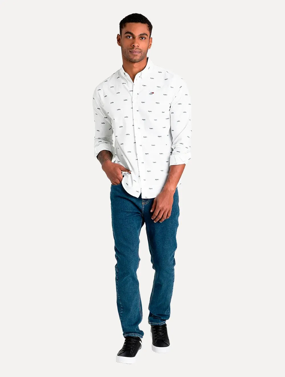 Camisa Tommy Jeans Regular College Pop Dobby Branca