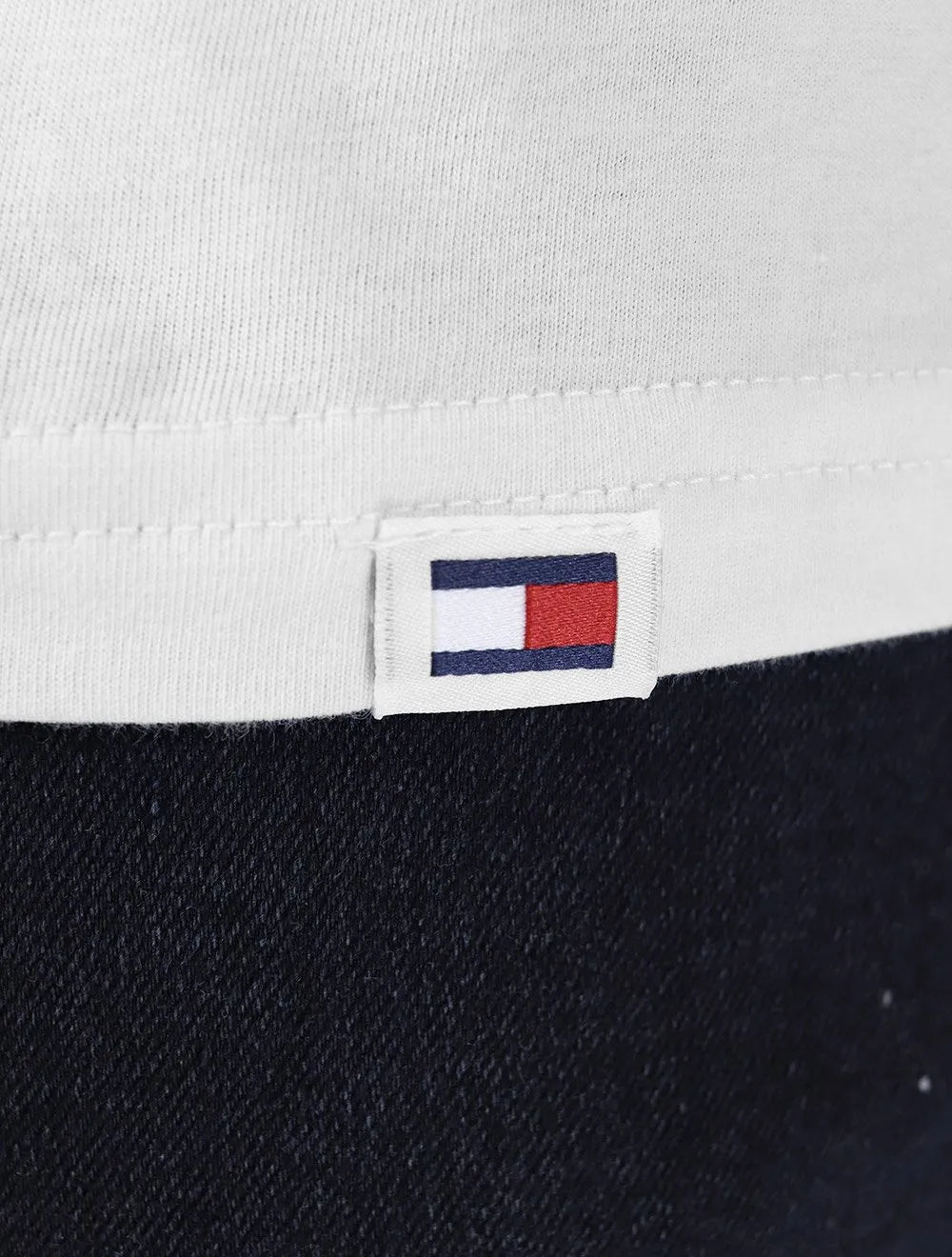 Camiseta Tommy Jeans Masculina Regular Athletic Club Branca