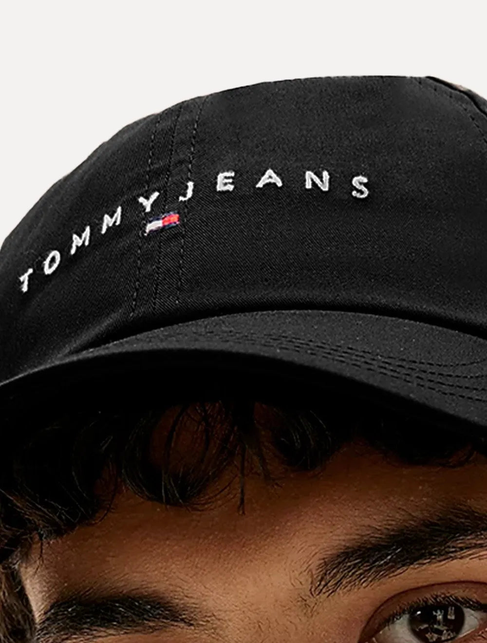 Boné Tommy Jeans Masculino Linear Logo Preto