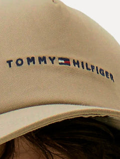 Boné Tommy Hilfiger Masculino Foundation 6 Panel Cáqui