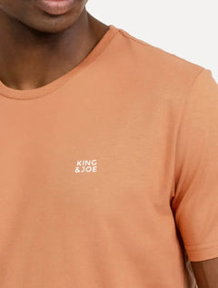 Camiseta King & Joe Masculina Basic Light Logo Salmão