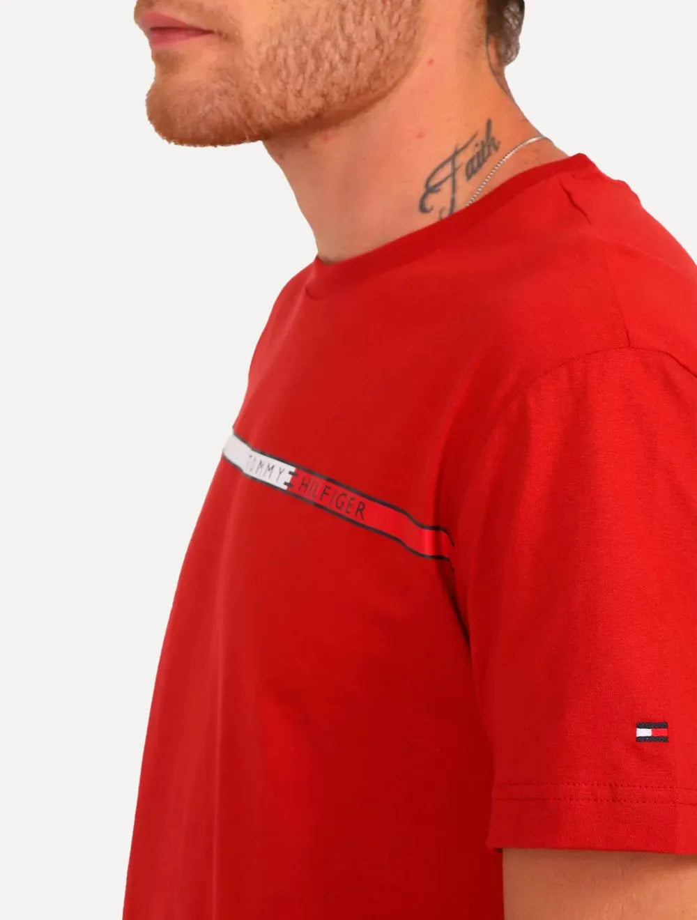 Camiseta Tommy Hilfiger Masculina Two Tone Chest Stripe Vermelha