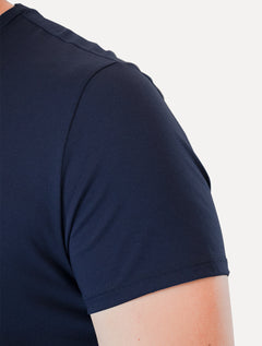 Camiseta Lacoste Masculina Jersey Pima Cotton Gola V Azul Marinho