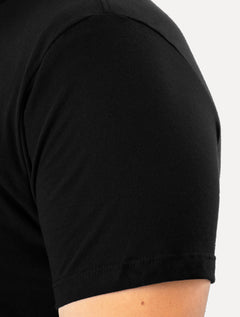 Camiseta Guess | Masculina Bordado Peito Preta