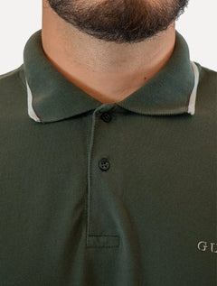 Polo Guess Masculina Piquet Frieze Logo Relief Verde Escuro