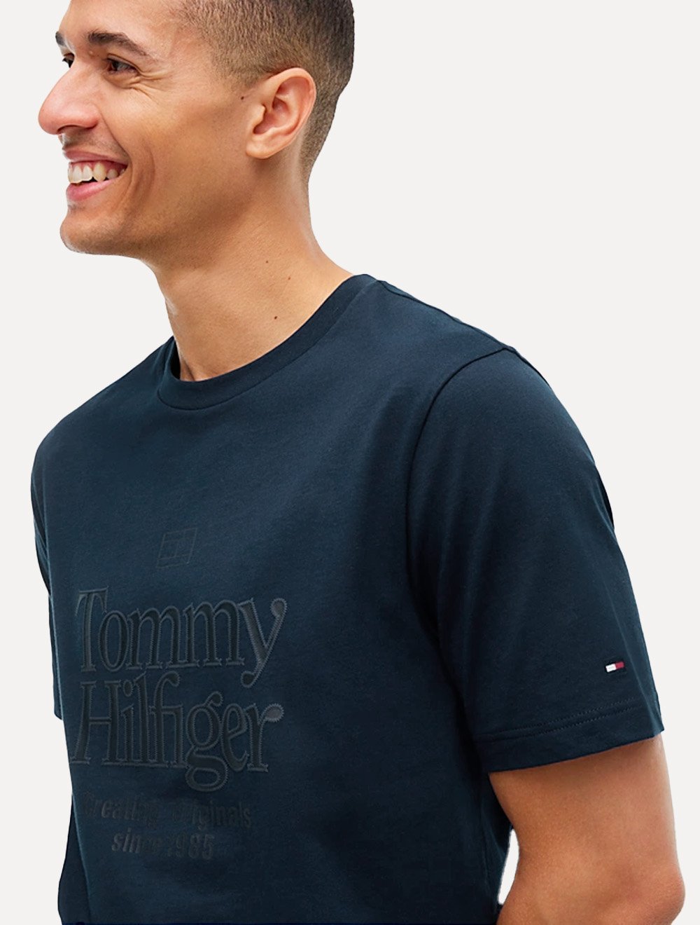 Camiseta Tommy Hilfiger Masculina Graphic Logo Washed Story Azul Marinho