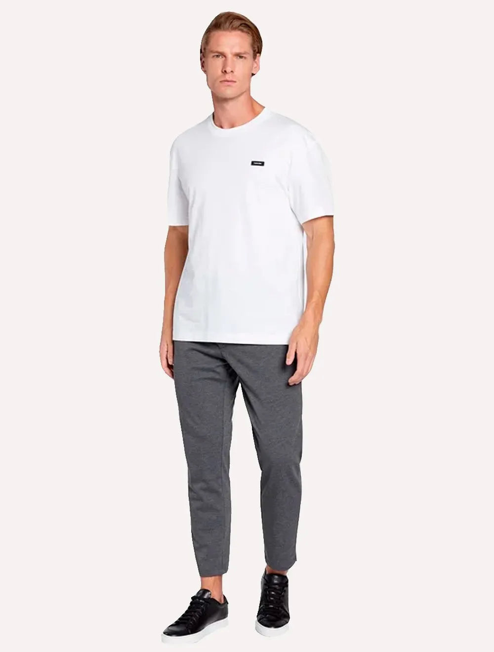 Camiseta Calvin Klein Masculina Comfort Fit Rubber Patch Branca