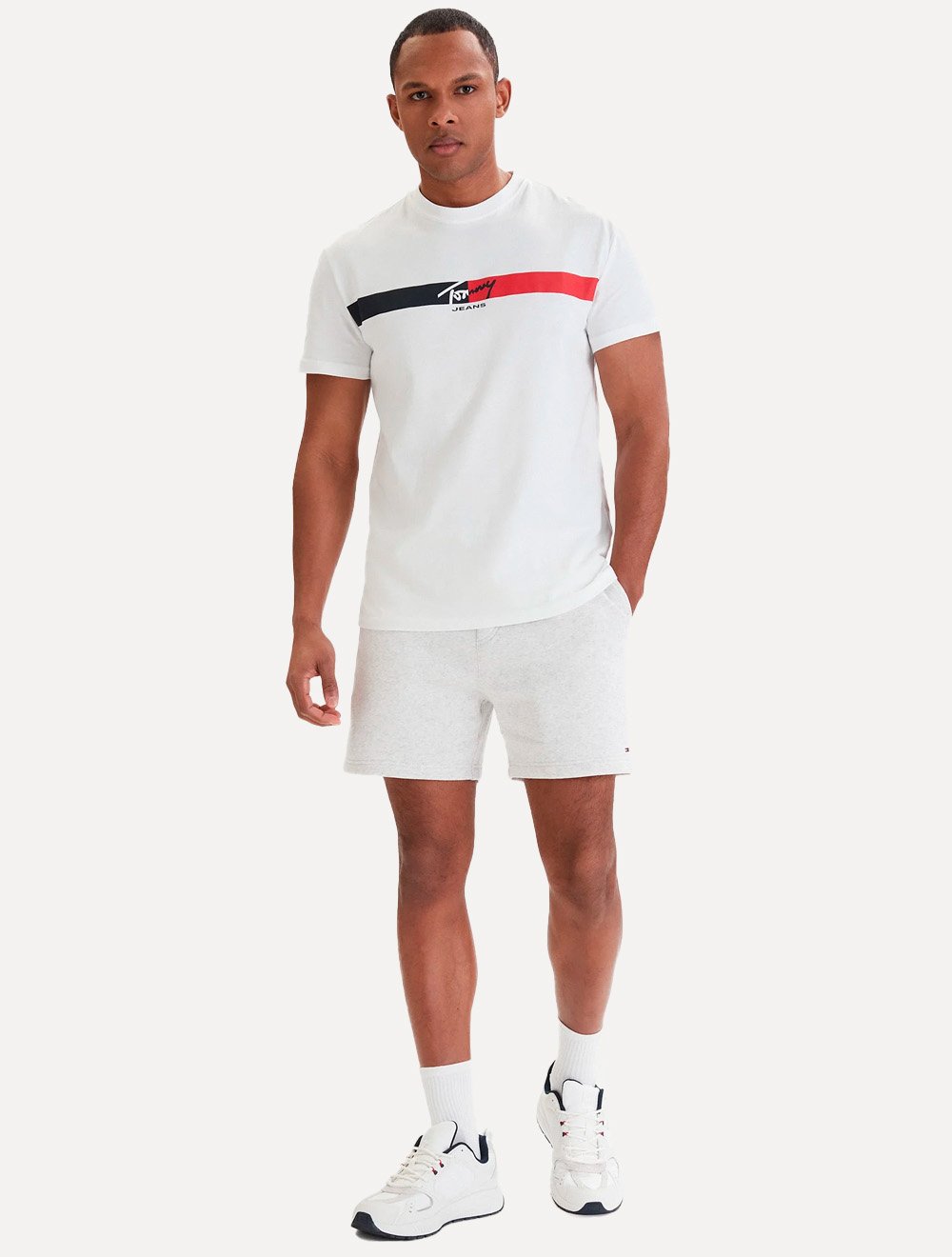 Camiseta Tommy Jeans Masculina Regular Signature Stripe Off-White