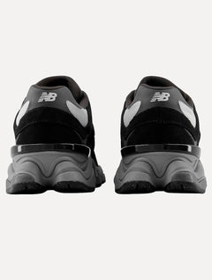 Tênis New Balance 9060 Cinza/ Preto