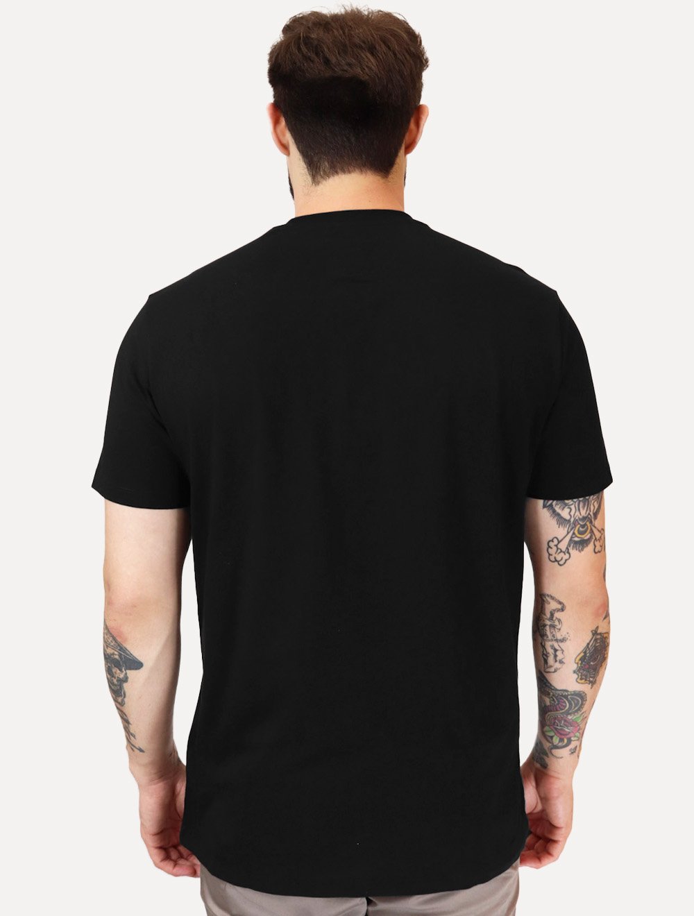 Camiseta Armani Exchange Masculina Embroidery AX Light Logo Preta