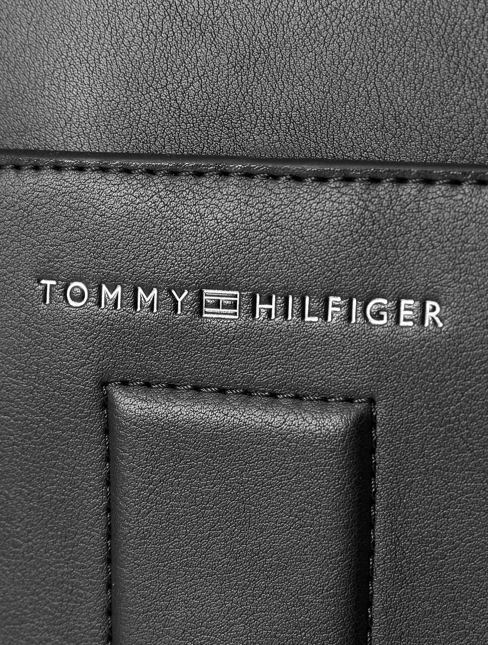 Mochila Tommy Hilfiger Relaxed Backpack Preta