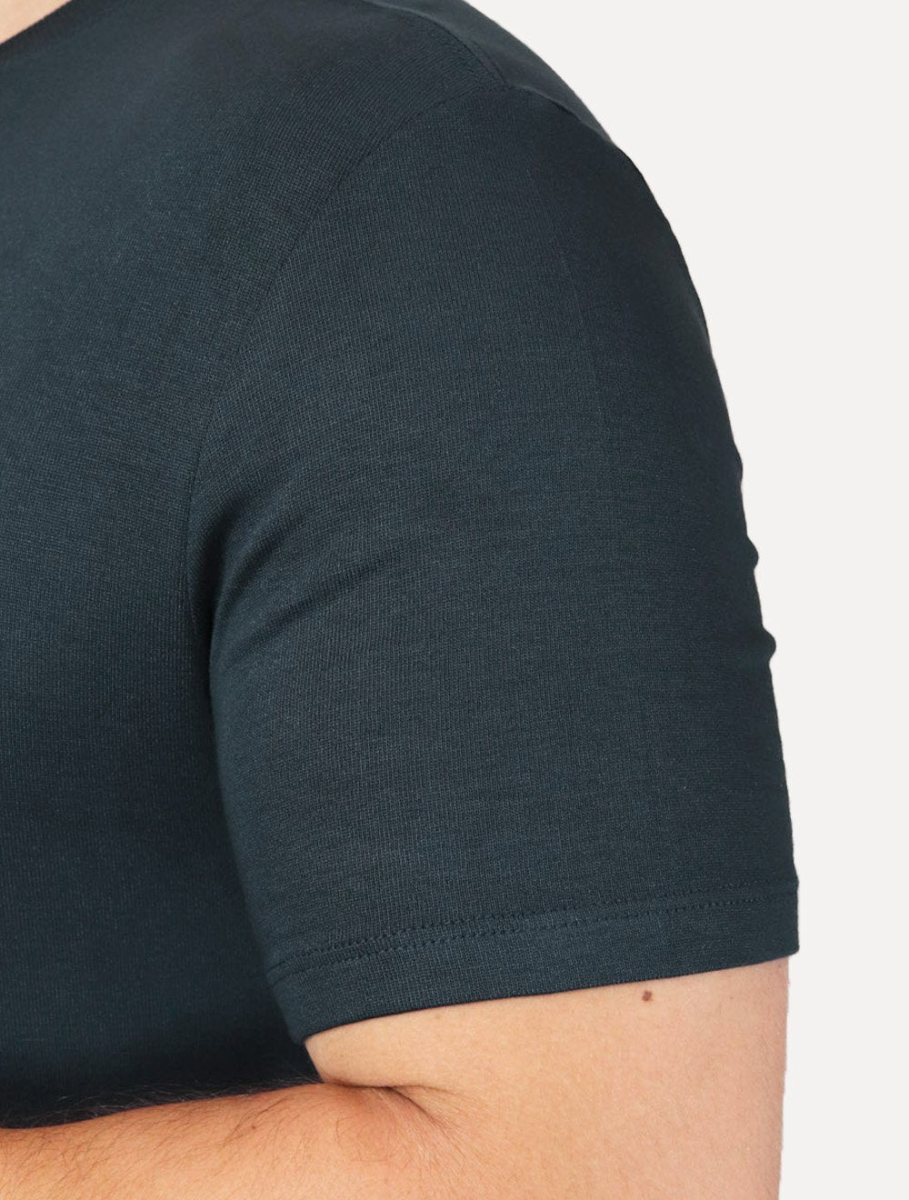 Camiseta Calvin Klein Jeans Masculina Lisa Tricot Azul Marinho