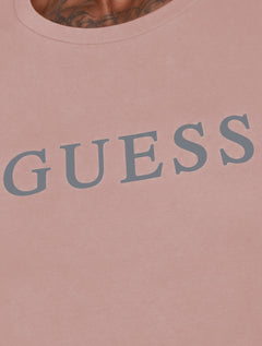 Camiseta Guess Feminina Silk Classic Logo Rosa Médio