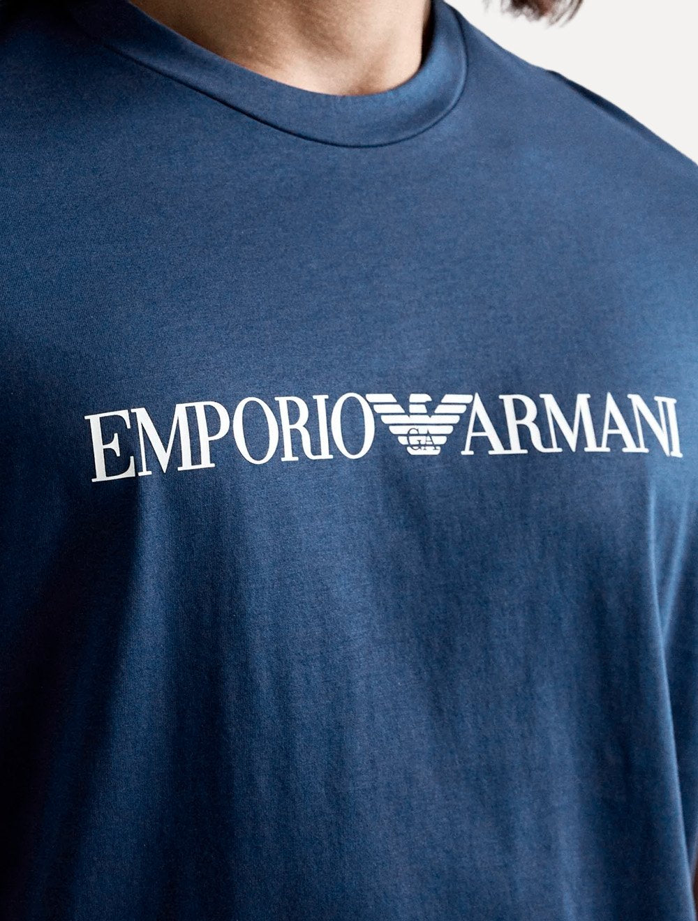 Camiseta Emporio Armani Masculina Essential Logo Peito Chest Azul Escuro