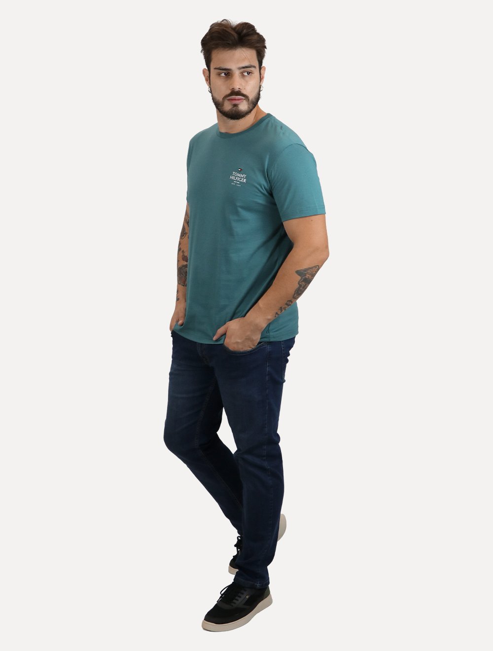 Camiseta Tommy Hilfiger Masculina Stack Brand Love Verde Jade