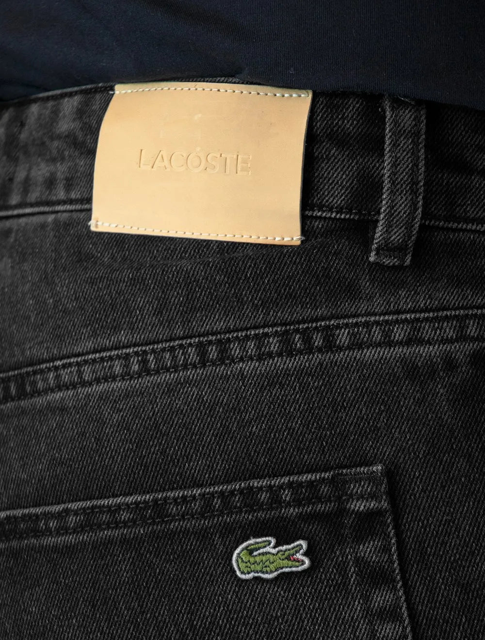 Bermuda Lacoste Jeans Masculina Essential Cotton Preta