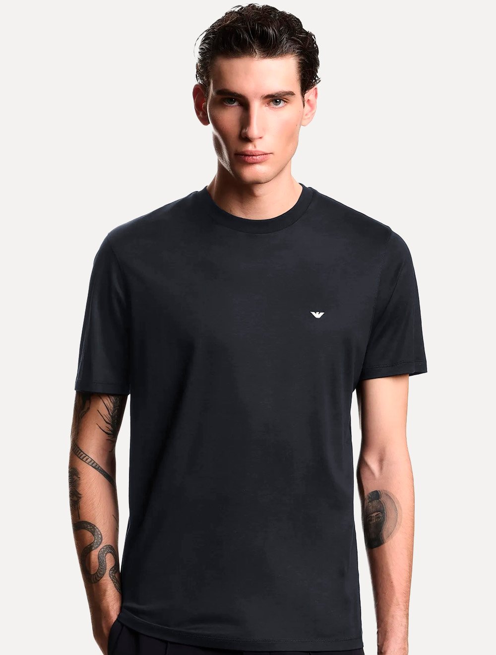 Camiseta Emporio Armani Masculina Essential Embroidery Logo Azul Marinho