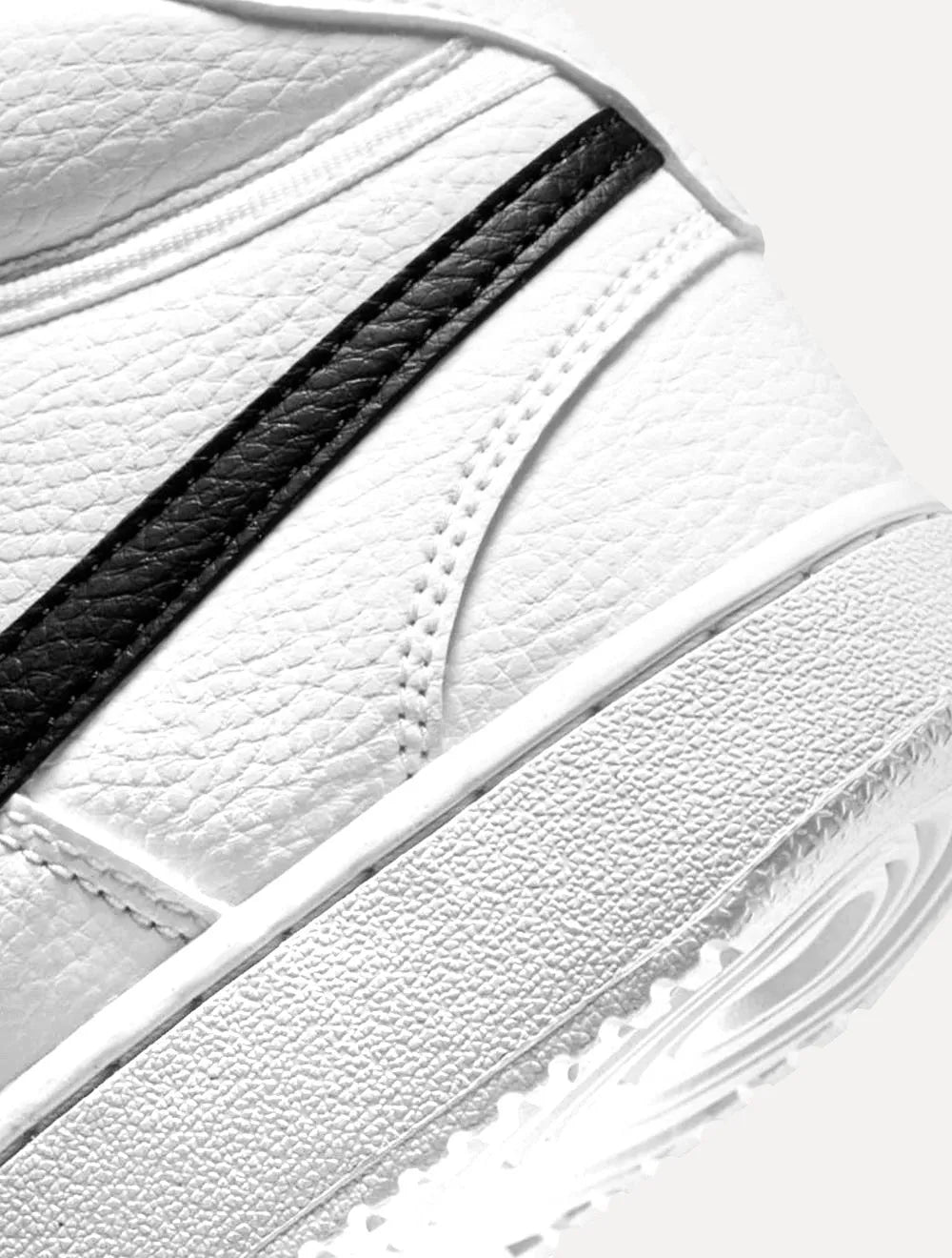 Tênis Nike Masculino Court Vision Mid Next Nature Black Branco