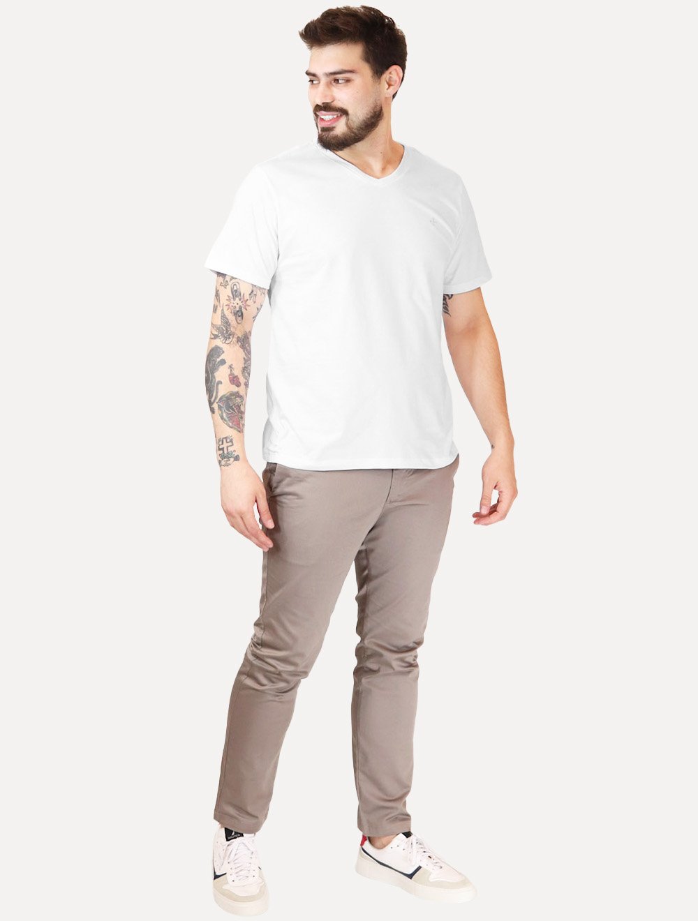 Camiseta Dudalina Masculina V-Neck Essential Gray Icon Branca