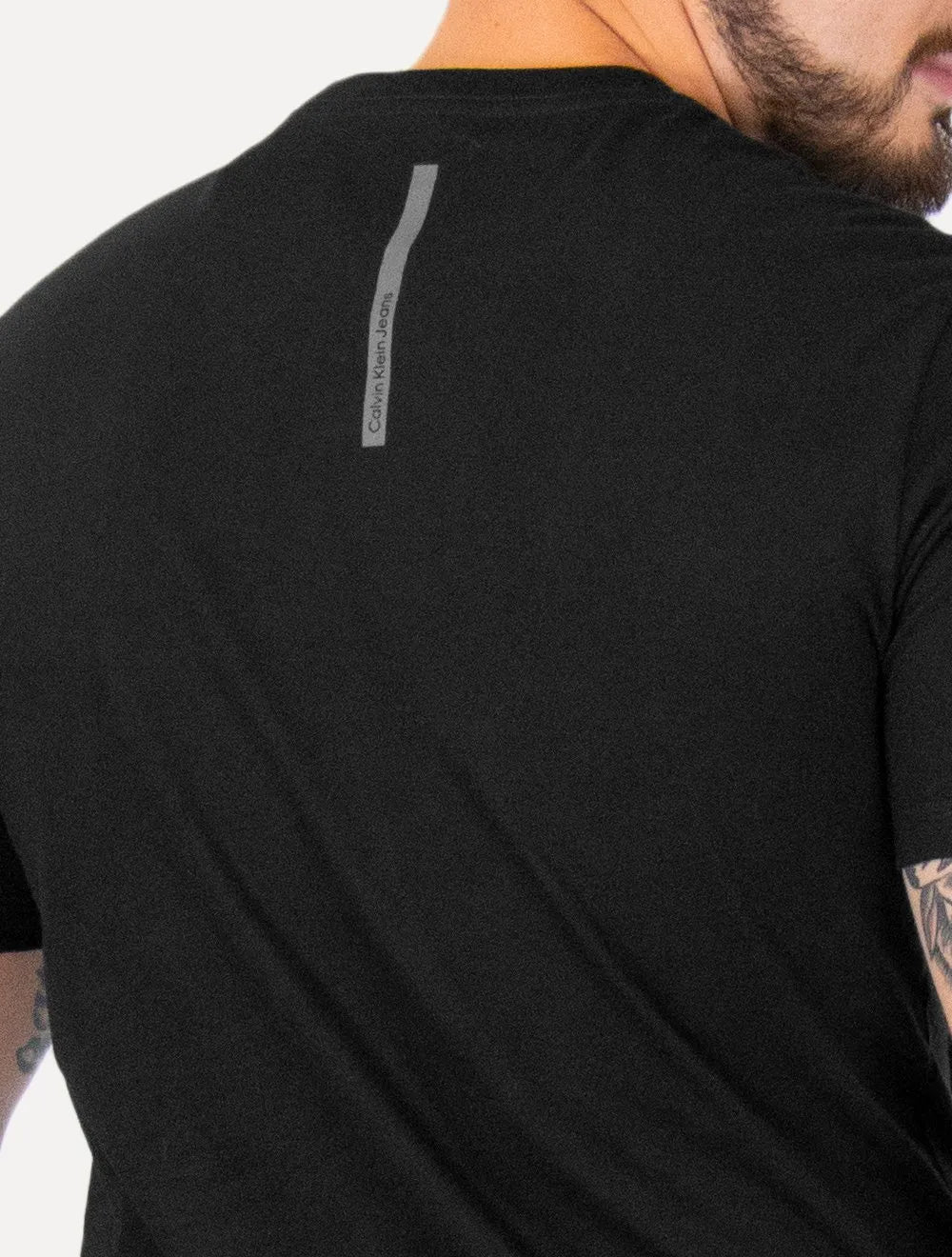 Camiseta Calvin Klein Jeans Masculina Adventure Follow Freedom Preta