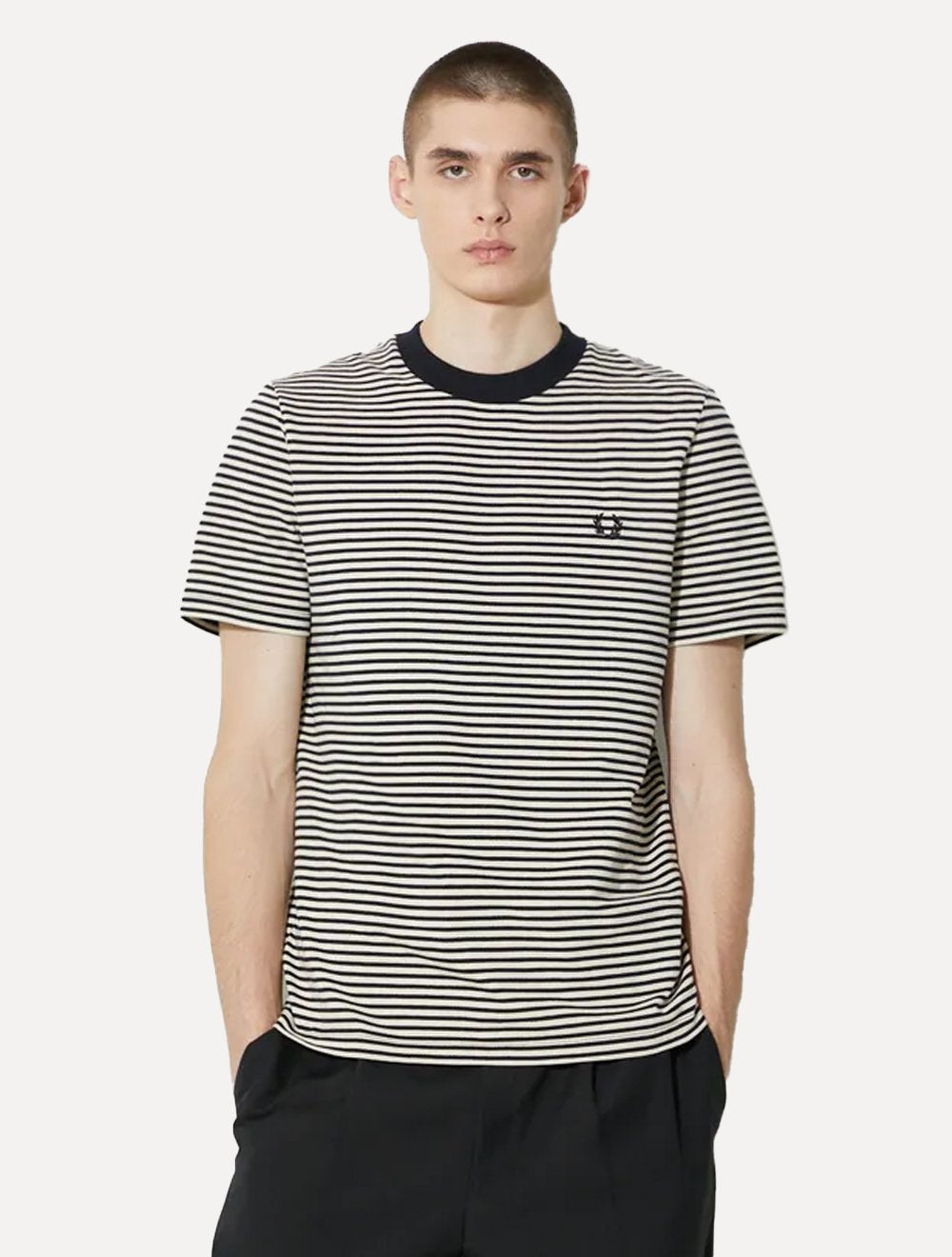 Camiseta Fred Perry Masculina Fine Stripe Heavy Weight Tee Preta/Caqui