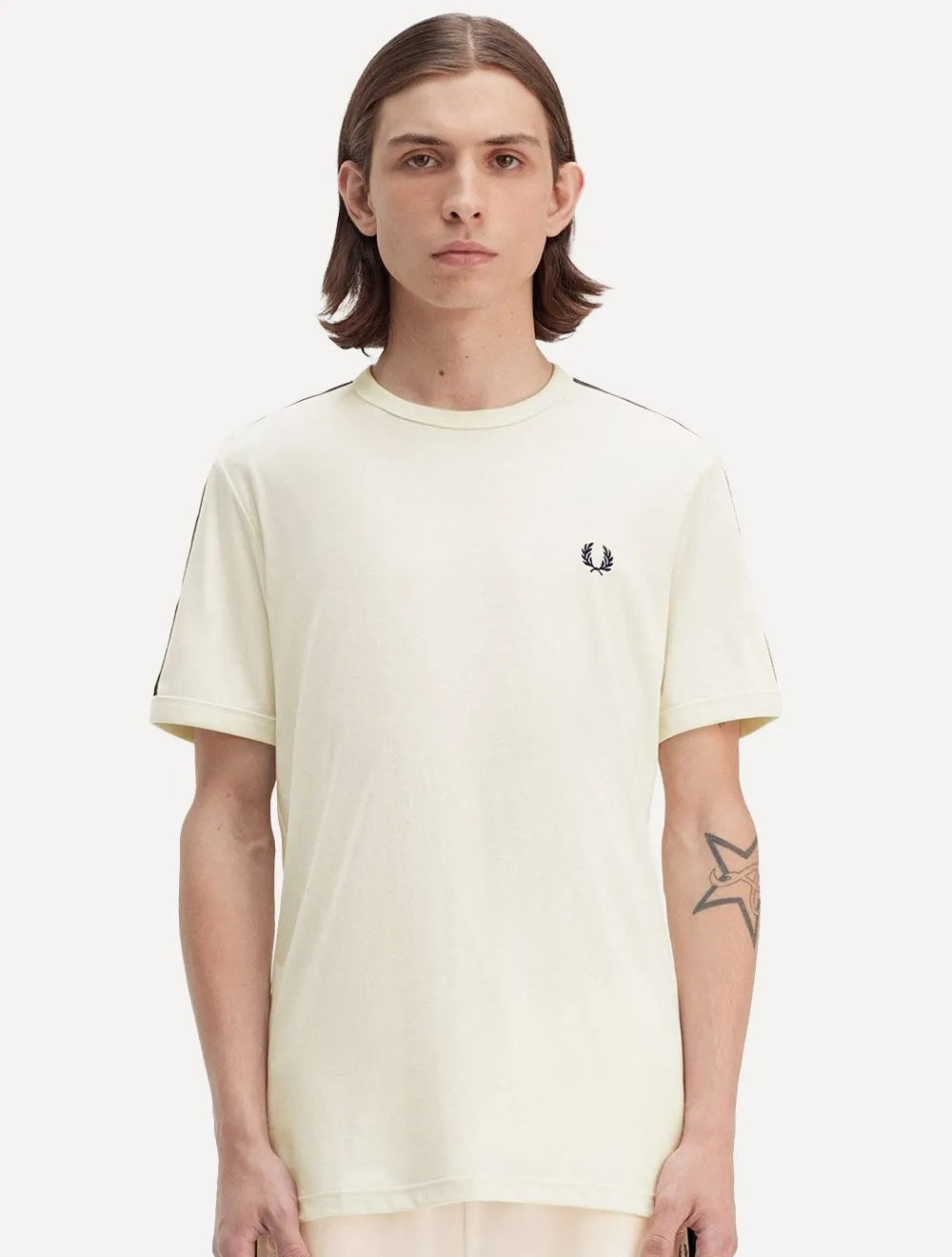 Camiseta Fred Perry Masculina Regular Navy Contrast Tape Ringer Caqui Claro