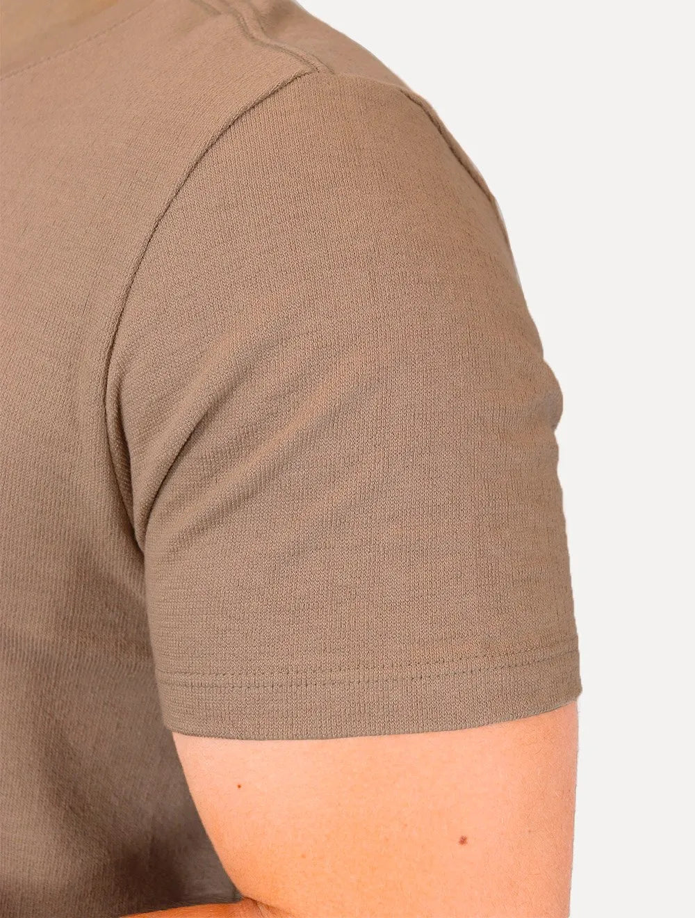 Camiseta Calvin Klein Jeans Masculina Soft CK Logo Caqui Médio
