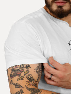 Camiseta Reserva Masculina Pica-Pau Livre Pra Ser Branca