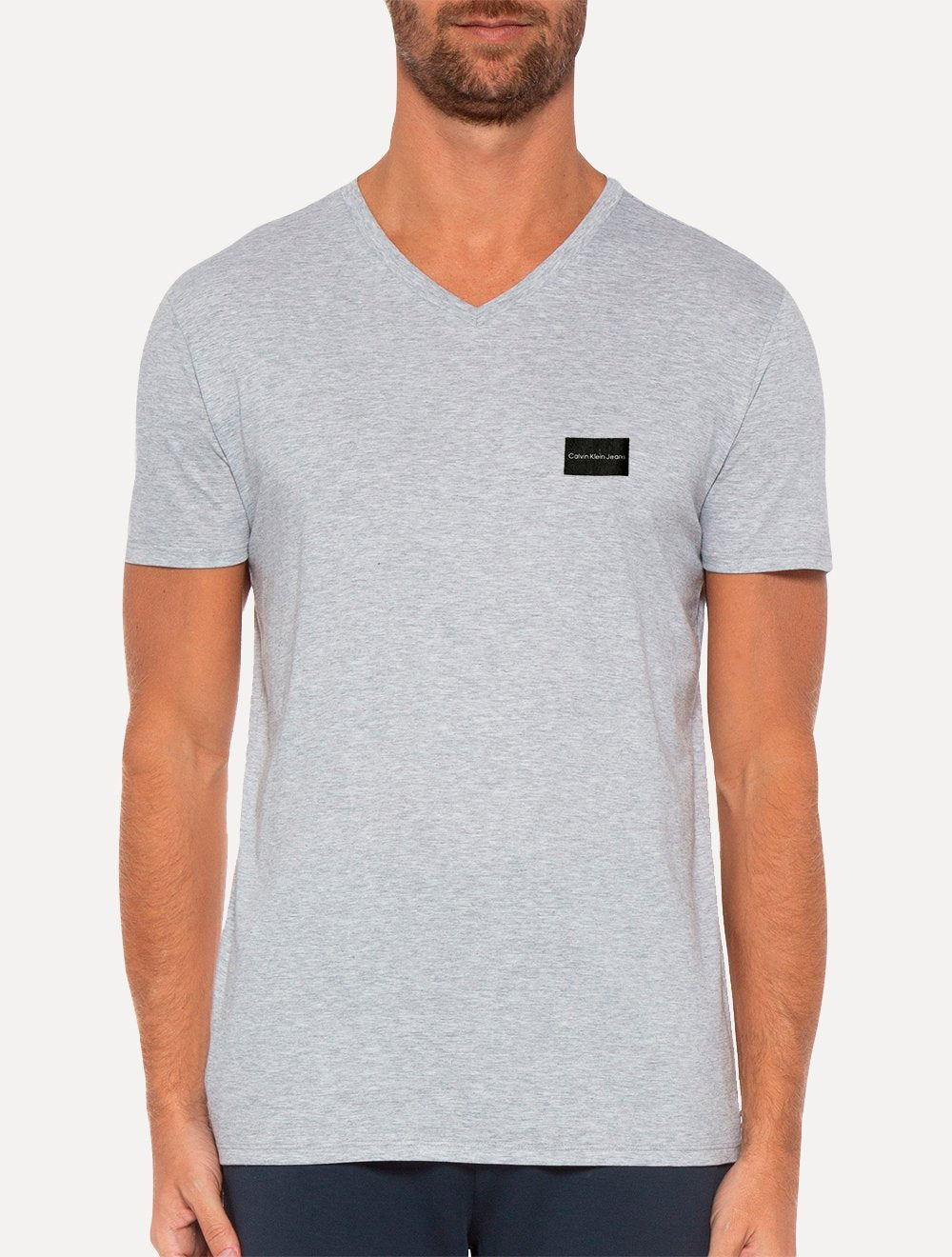 Camiseta Calvin Klein Jeans Masculina Gola V New Logo Dark Square Cinza Mescla