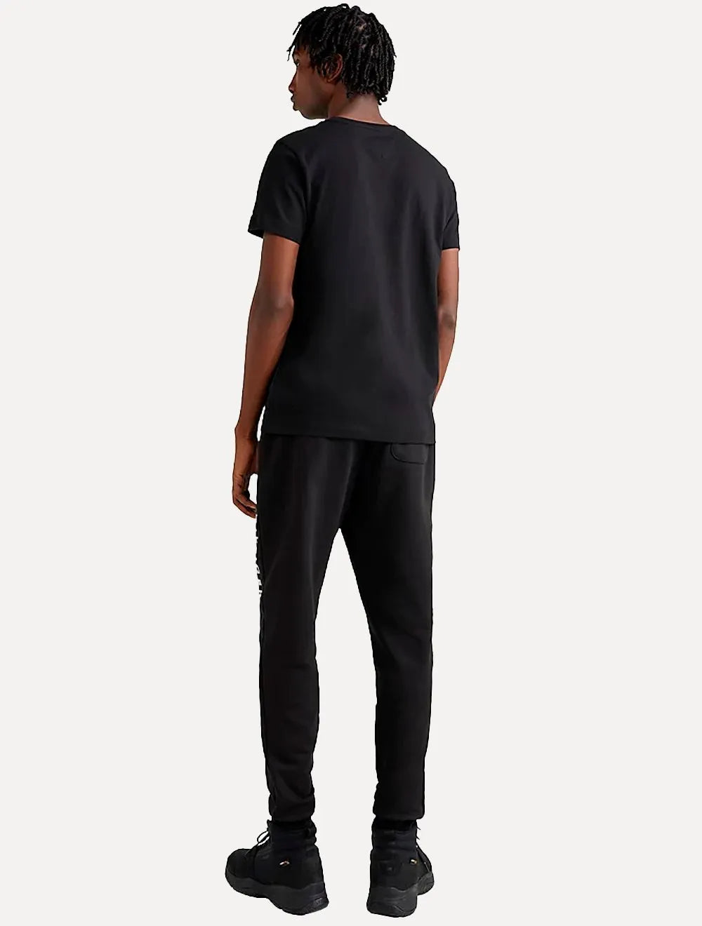 Camiseta Tommy Hilfiger Masculina Text Bar Corp Preta