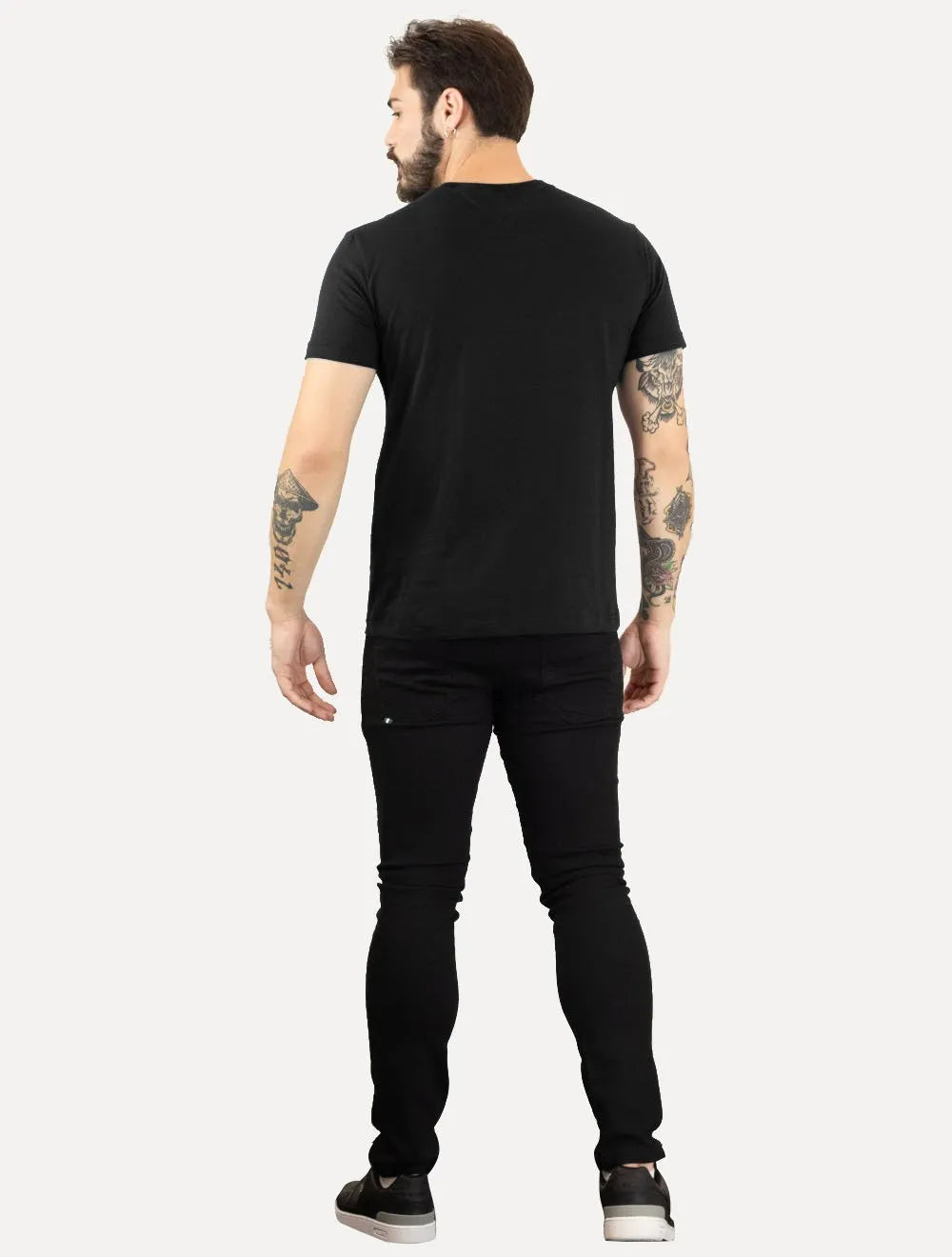 Camiseta Tommy Hilfiger Masculina Columbus H Roundle Logo Preta
