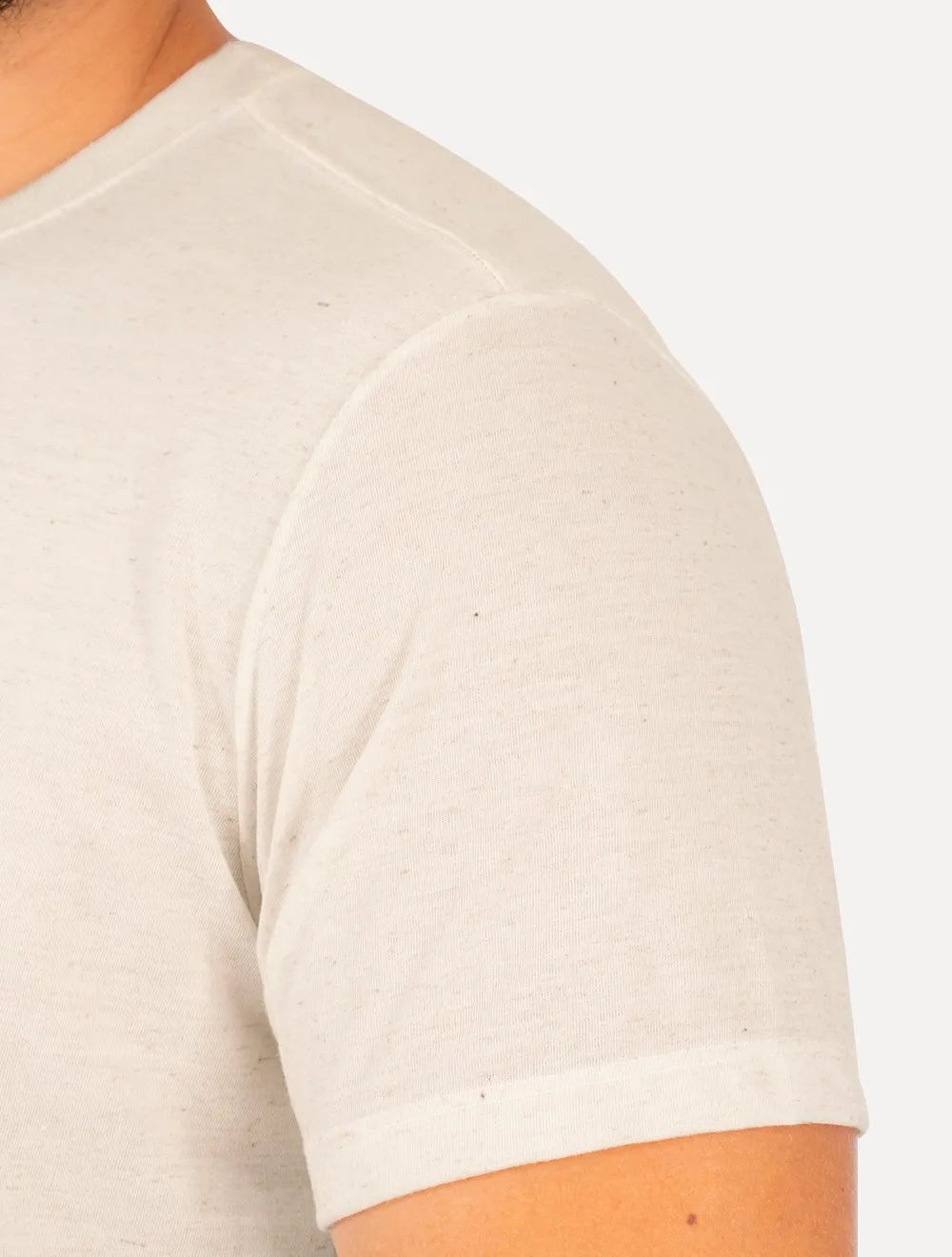 Camiseta Colcci Masculina Regular Linho Logo Off-White Mescla