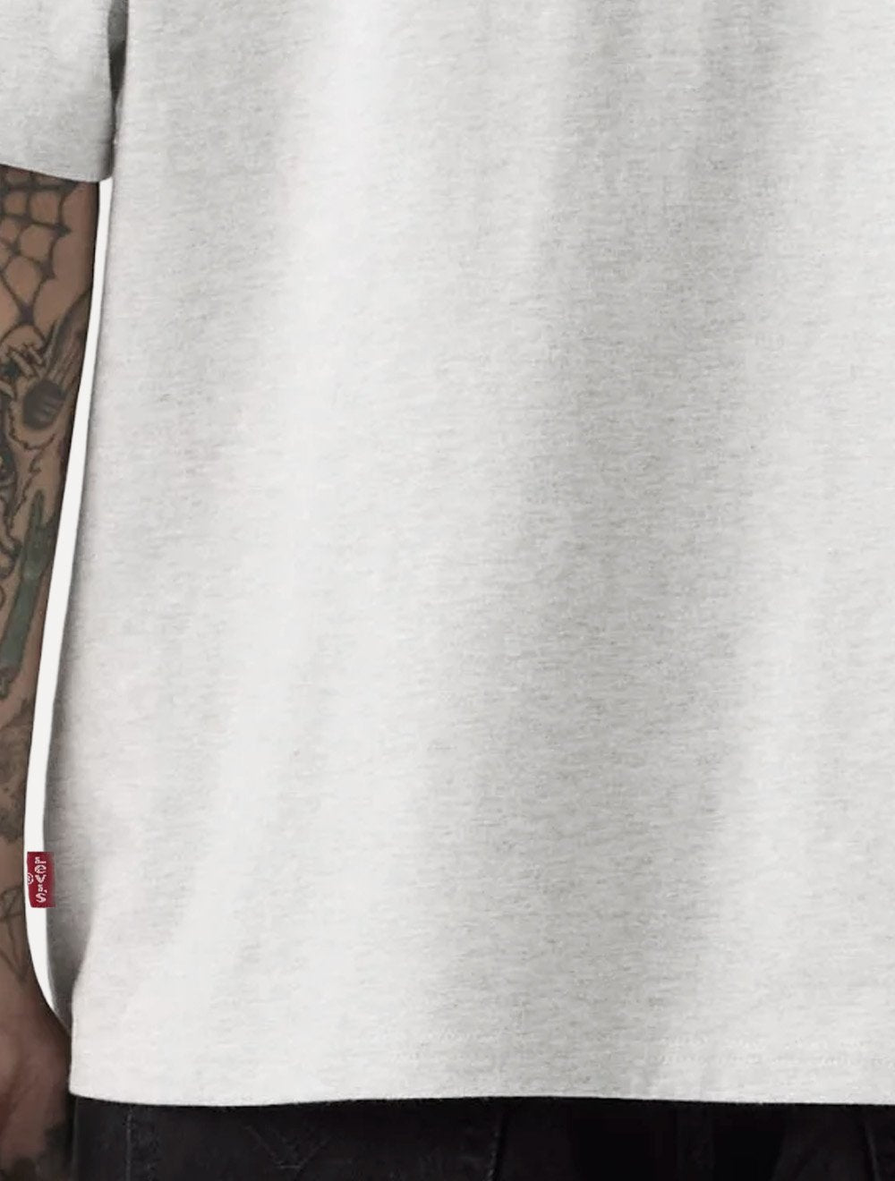 Camiseta Levis Masculina Relaxed Lisa Pocket Cinza
