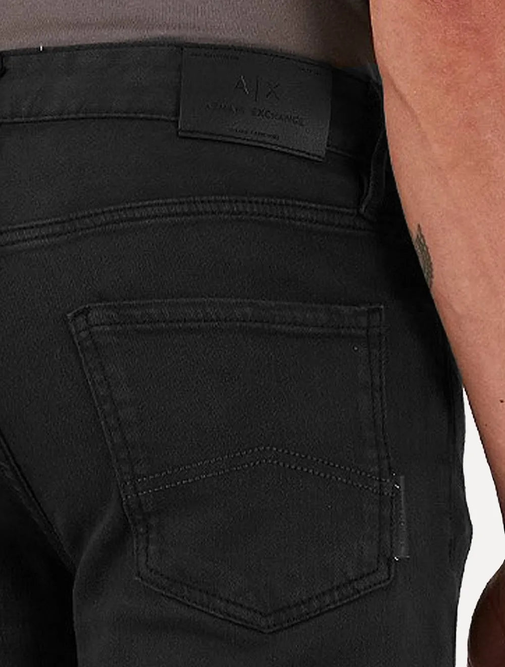 Calça Jeans Armani Exchange Masculina J14 Slim Fit 5 Pockets Preta