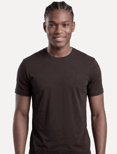 Camiseta Individual Masculina Slim Pima Soft Touch Logo Marrom Escuro