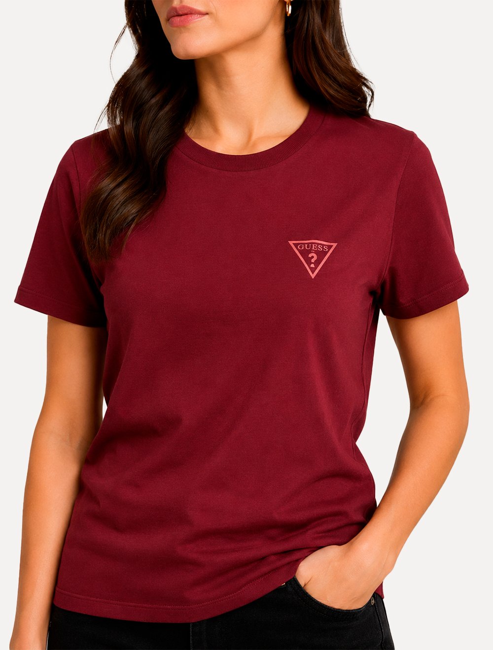 Camiseta Guess Feminina Chest Rubber Logo Vermelho Escuro