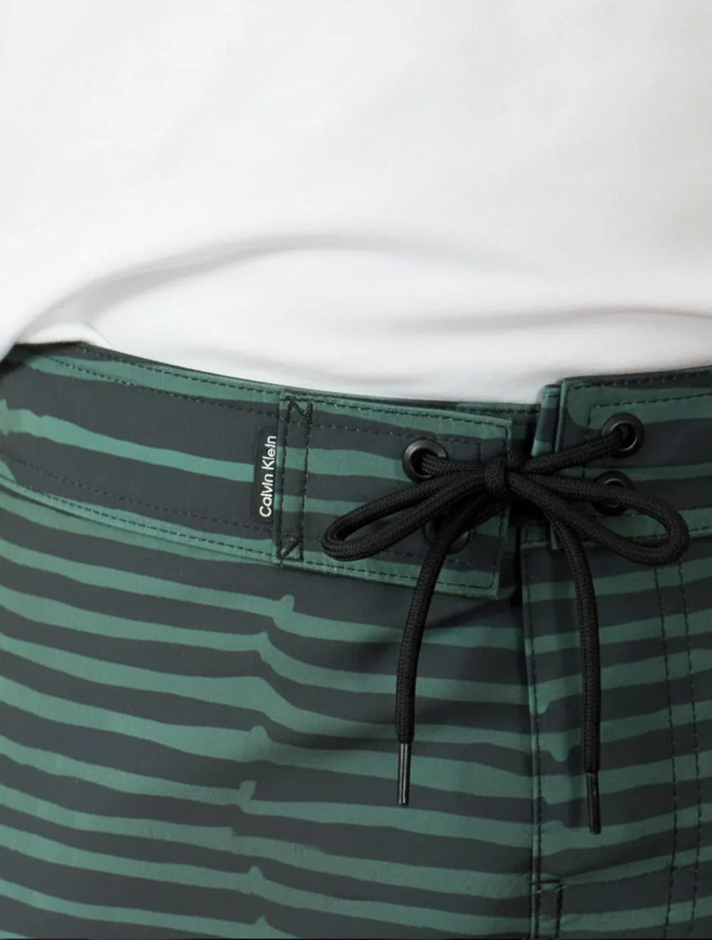 Bermuda Calvin Klein Swimwear D'Água Masculina Green Lines Preta