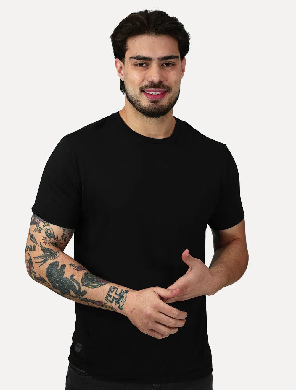 Camiseta K&J Black Travel Pack Tech Modal Preta