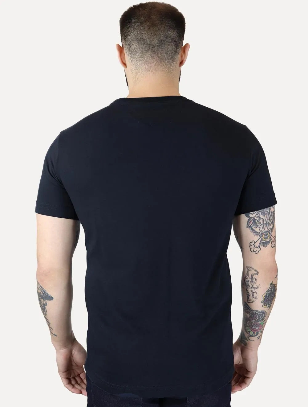 Camiseta Tommy Hilfiger Masculina Outline Flag Script Azul Marinho