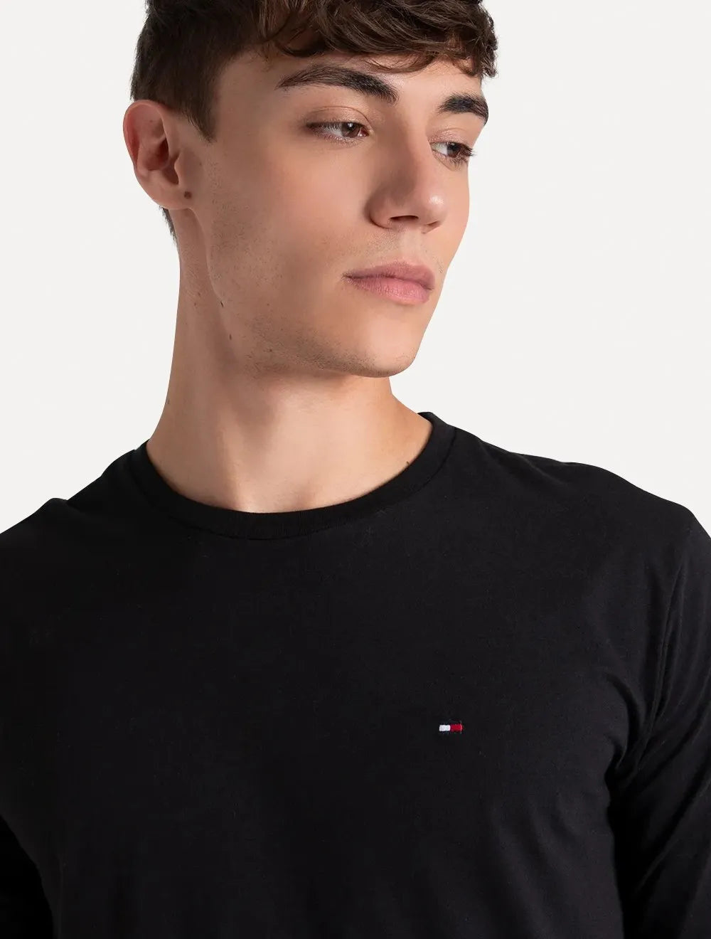 Camiseta Tommy Hilfiger Manga Longa Essential Tee Preta