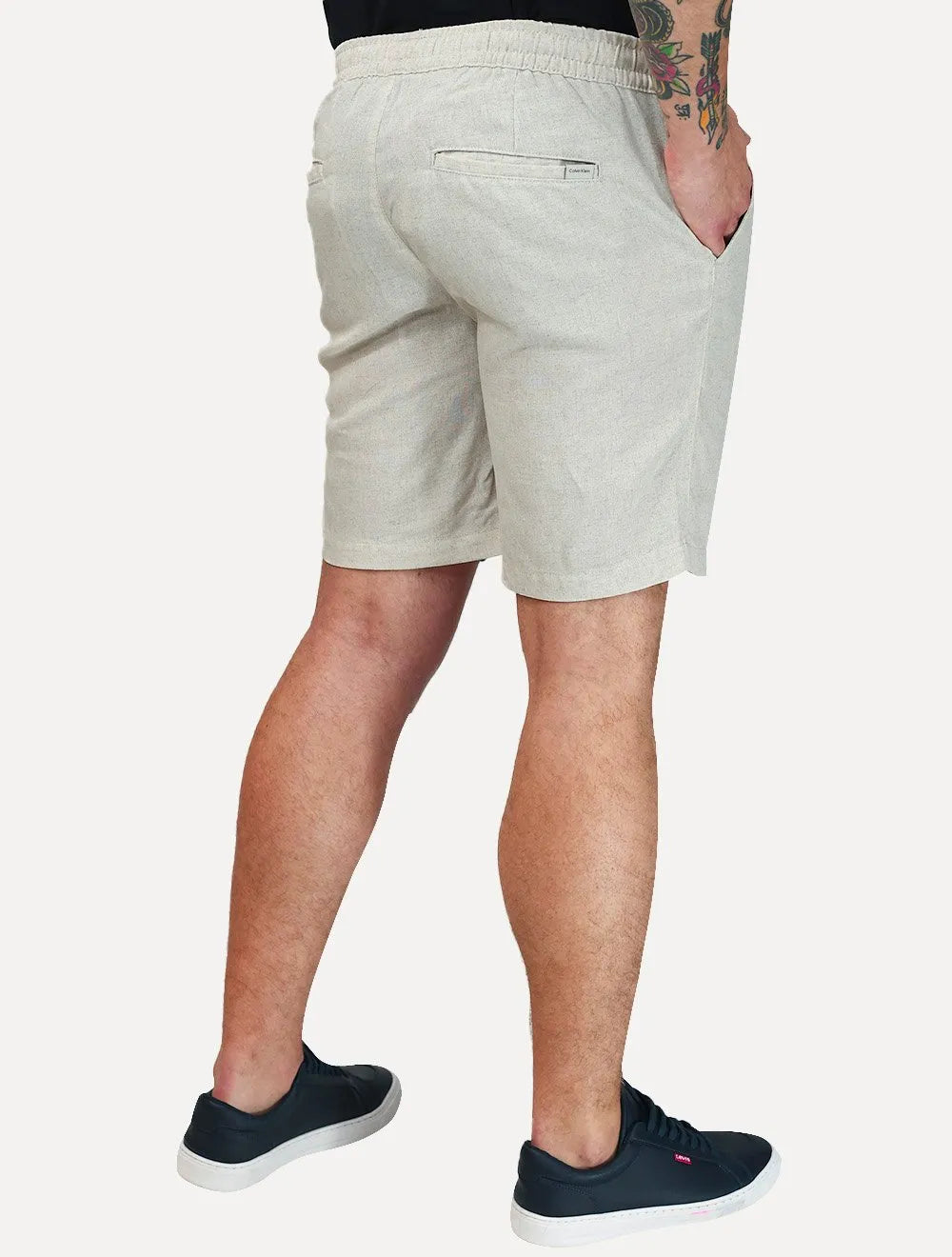Bermuda Calvin Klein Masculina Essentials Linho Areia