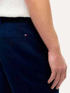 Bermuda Tommy Hilfiger Masculina de Sarja Denton Azul Marinho