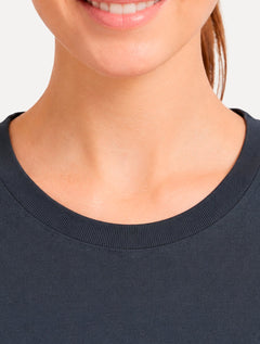 Camiseta Guess Feminina Cube 3D Logo Azul Marinho