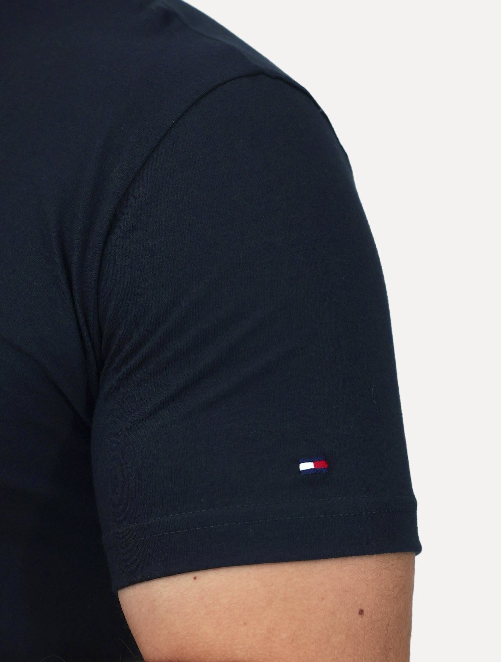 Camiseta Tommy Hilfiger Masculina Brand Love Big New Logo Azul Marinho